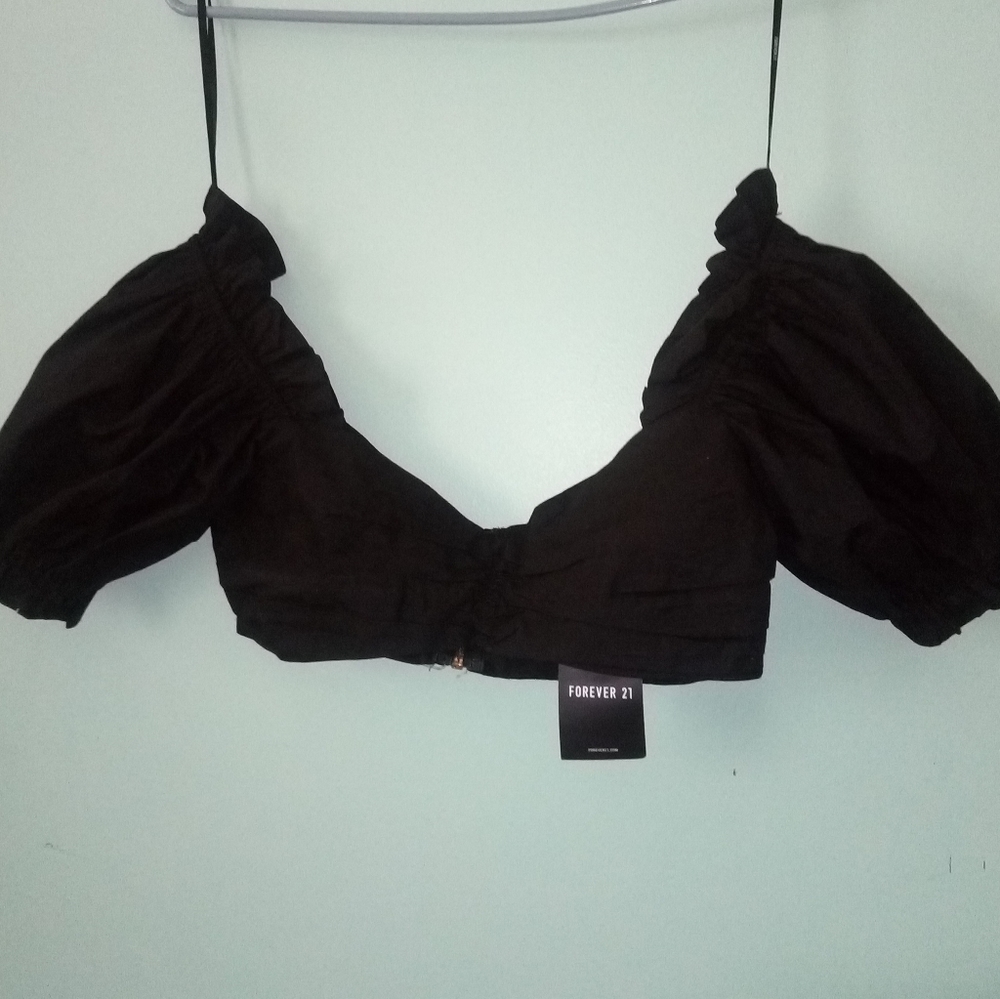 Forever 21 black with gold zipper crop top